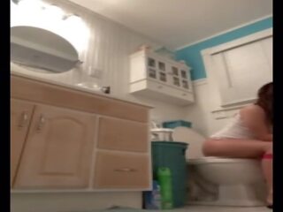 Teen sweetheart Sitting on Toilet, Free sex video vid 8b | xHamster