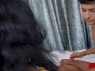 Egy lépés anya elcsábítja neki lépés fiú kemény szex: indiai segg nyalás x névleges videó