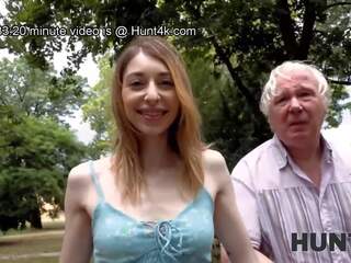 Hunt4k. fräulein und alt mann verbringen kostenlos zeit von mit erwachsene video mit andere