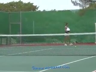 Minka - totally nahý tenisový 2010, volný dospělý klip 82