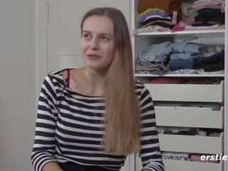 Ersties - Germanistikstudentin Lauren hat ihren Dildo mitgebracht
