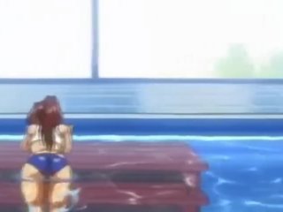 Kuradi sisse bassein silmapaistev suur tist märg tussu kool adolescent seks