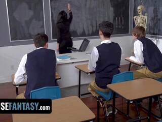 मोटा, गाढ़ा और bewitching इटालियन टीचर valentina nappi हो जाता है फ्री यूज़ फोरसम में कक्षा - freeuse कल्पना
