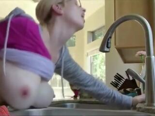 Berpayu dara besar menipu isteri terbentur pada dapur counter: percuma kotor filem 8d | xhamster