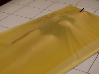 Kigurumi vibrating v vacuum postelja 2, brezplačno umazano video 37